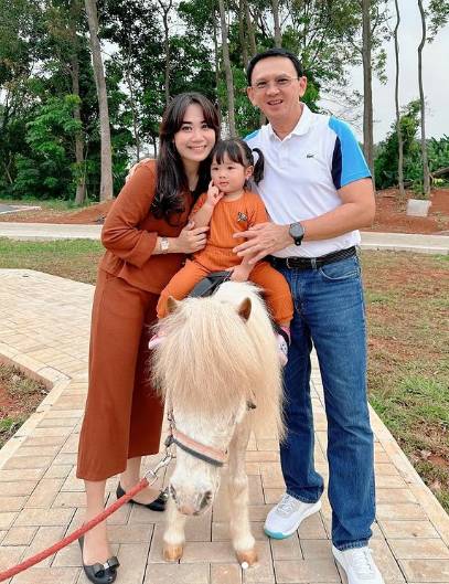 potret keluarga Ahok (instagram.com/puputnastitidevi)