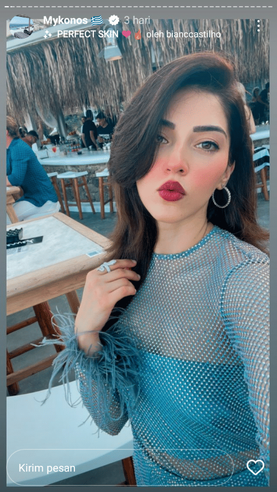 Mehreen Pirzada (instagram.com/mehreenpirzadaa)