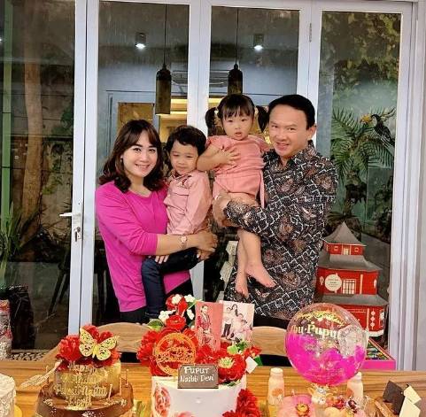 potret keluarga Ahok (instagram.com/puputnastitidevi)