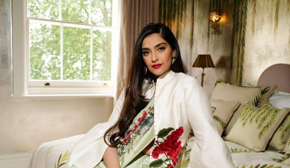 Sonam Kapoor (instagram.com/sonamkapoor)
