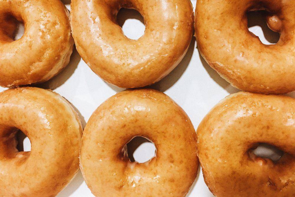 Ilustrasi donat creme brulee (unsplash.com/xandreasw)