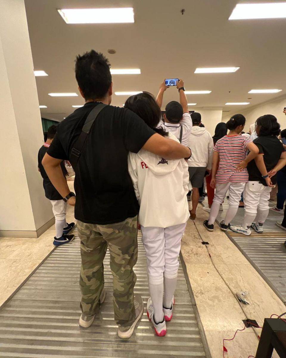 momen anak Baim dan Artika Sari Devi juara olahraga anggar (instagram.com/baimguitar)