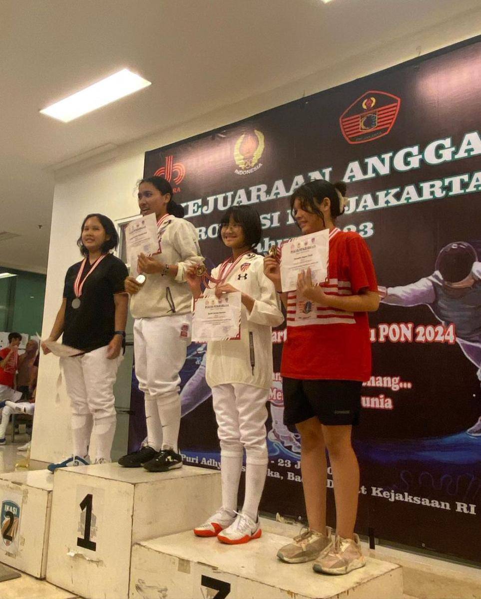 momen anak Baim dan Artika Sari Devi juara olahraga anggar (instagram.com/baimguitar)
