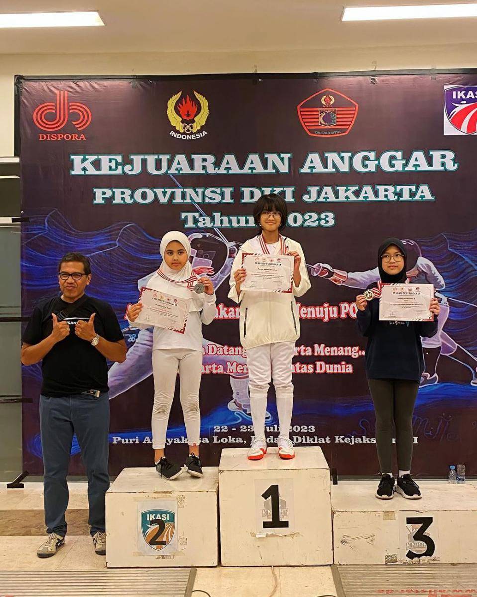 momen anak Baim dan Artika Sari Devi juara olahraga anggar (instagram.com/baimguitar)