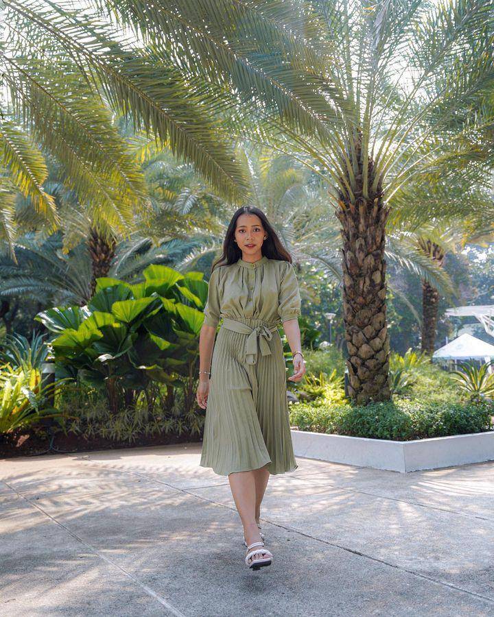 OOTD Christy Raina (instagram.com/christyrsm)