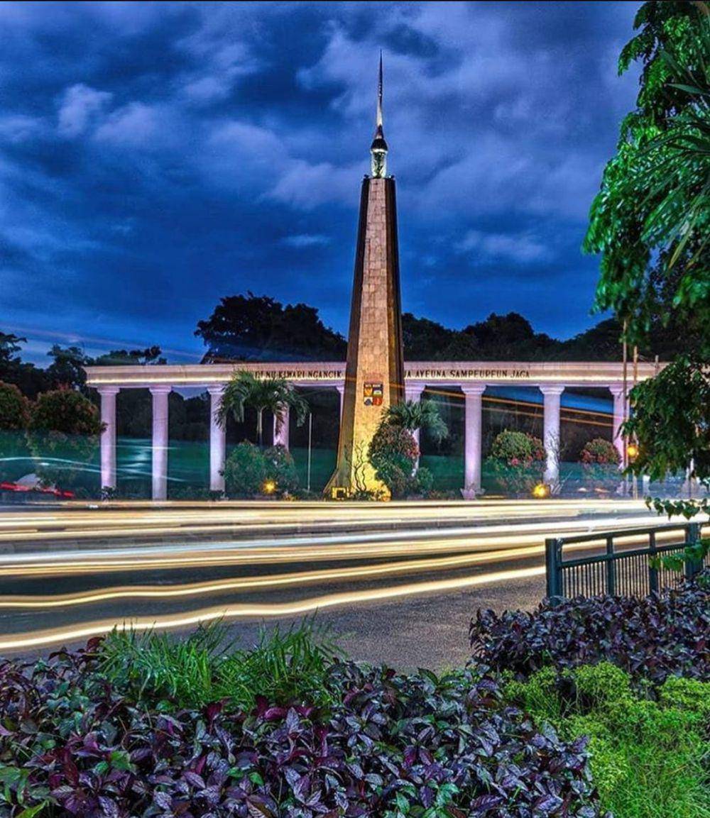 Tugu Kujang (instagram.com/sapanusantara)