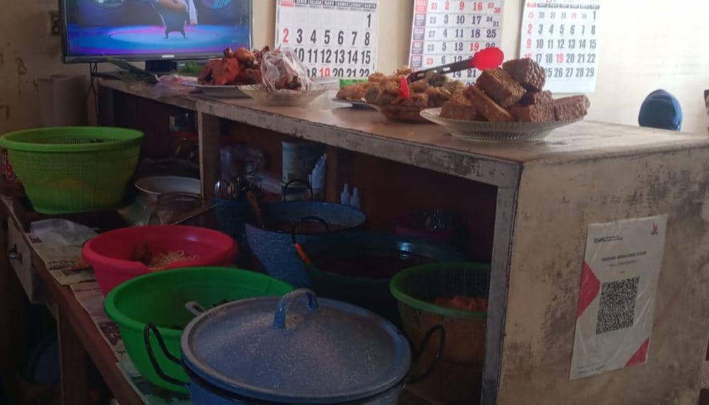 Hasil masakan Titik di Warung Arema. (IDN Times/Rizal Adhi Pratama)