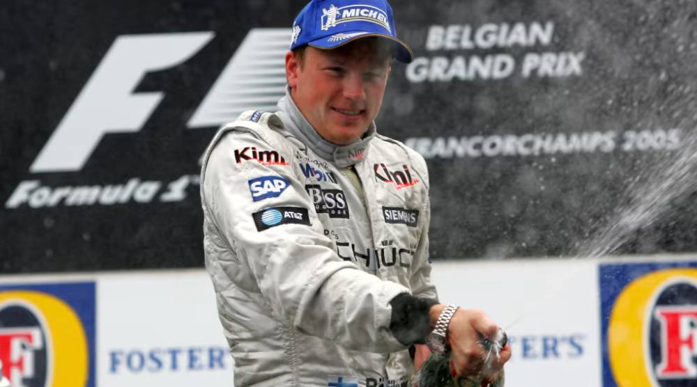 Kimi Raikkonen merayakan kemenangan GP Belgia 2005. (formula1.com)
