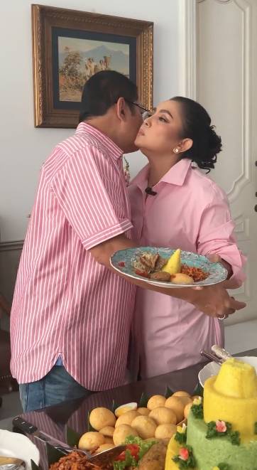 potret kompak Mayangsari dan Bambang Trihatmodjo (instagram.com/mayangsari_official)