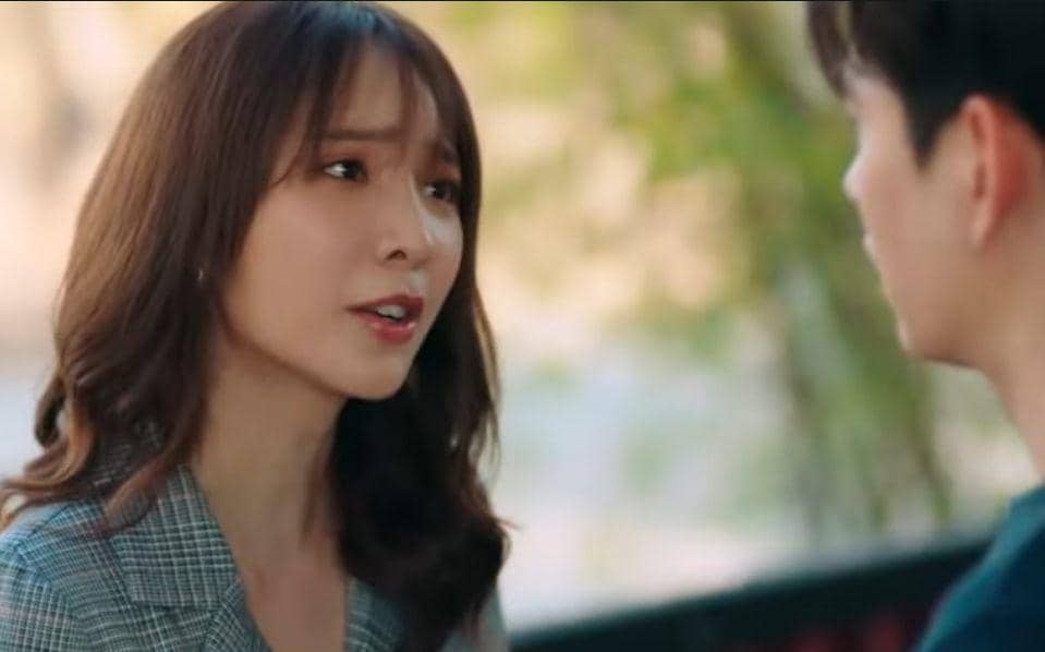 Jan Ployshompoo di drama Loneliness Society (instagram.com/gmmtv)