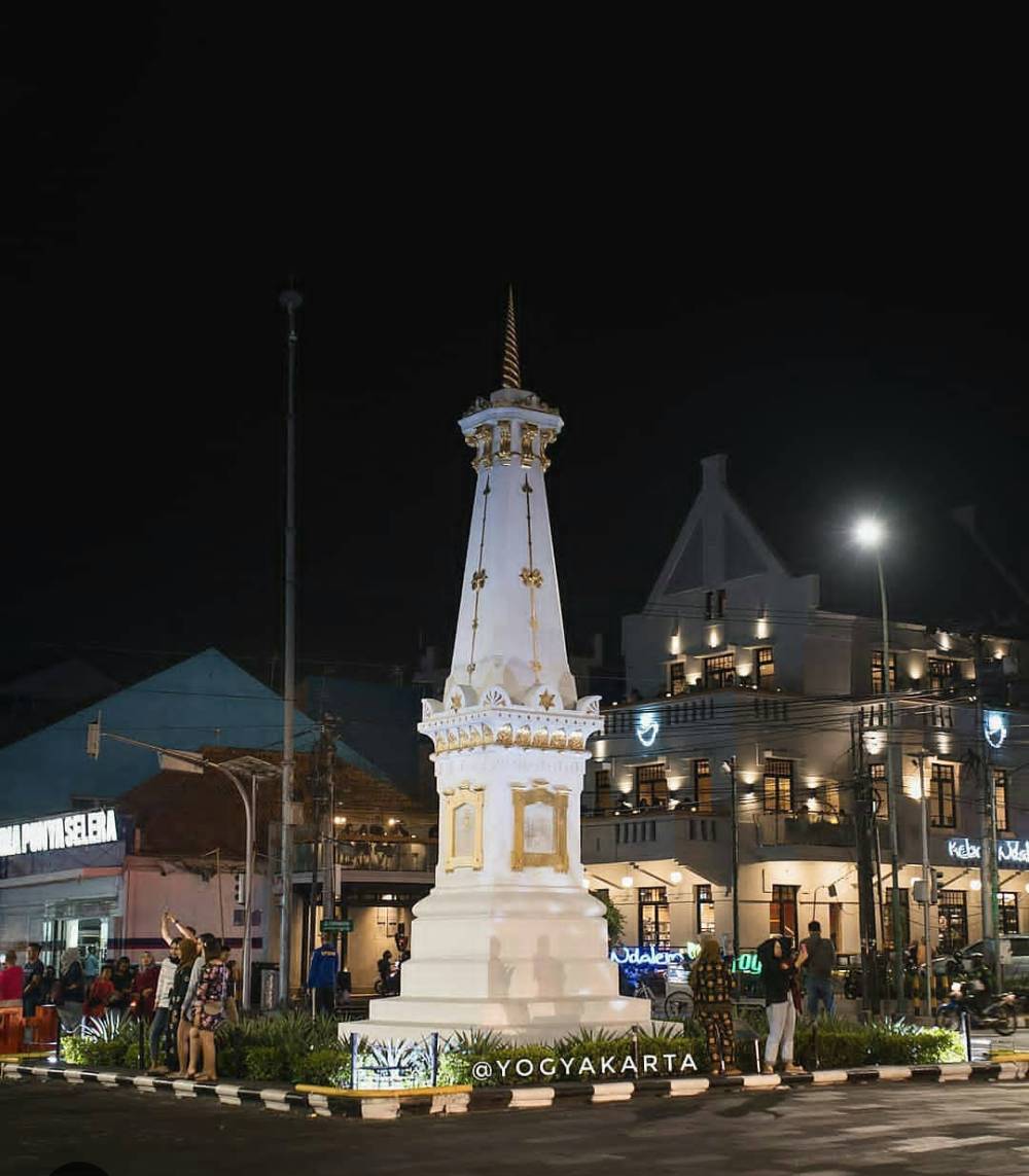 Tugu Jogja (instagram.com/pokokmenjogja)