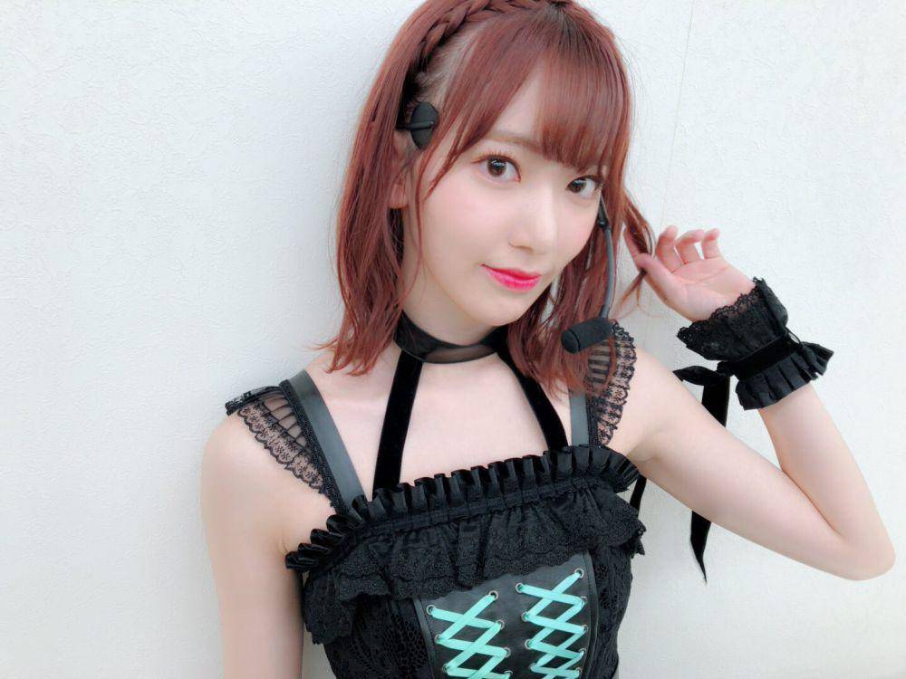Miyawaki Sakura LE SSERAFIM (twitter.com/39saku_chan)