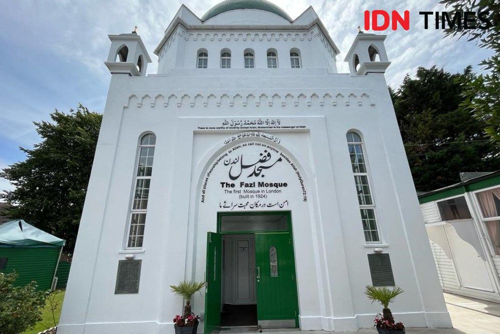 Potret Cantik Masjid Fazl, Masjid Tertua di London