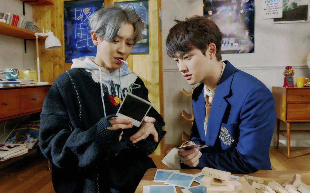 potret kedekatan Chanyeol dan D.O EXO (dok. SM Entertainment)