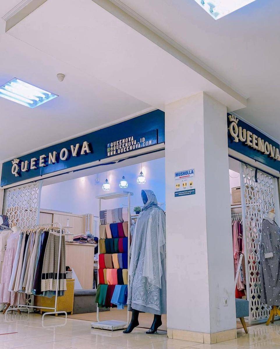 Potret toko-toko di Baltos (instagram.com/queenova_id)