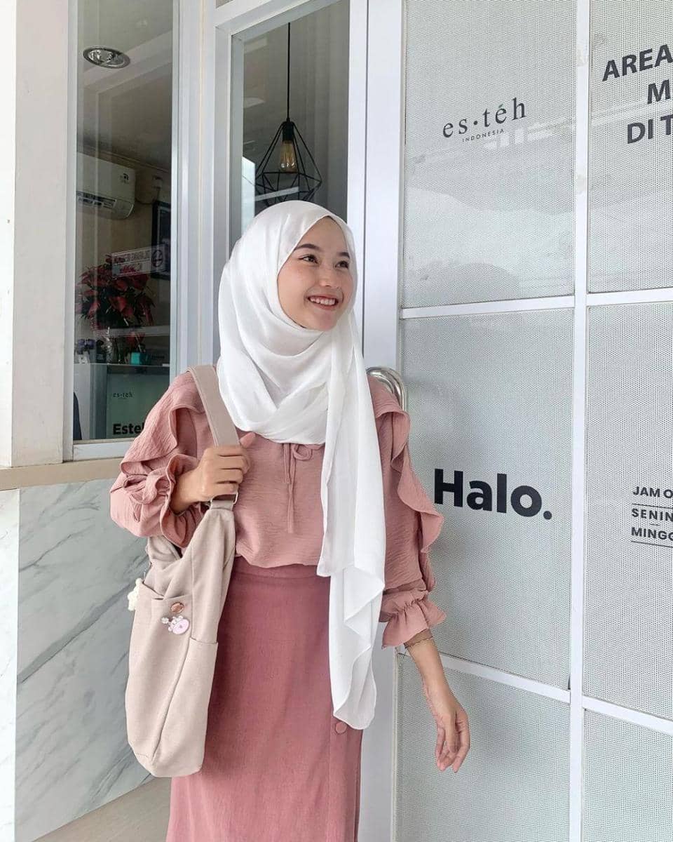 Siska Amera (instagram.com/siskaamera)