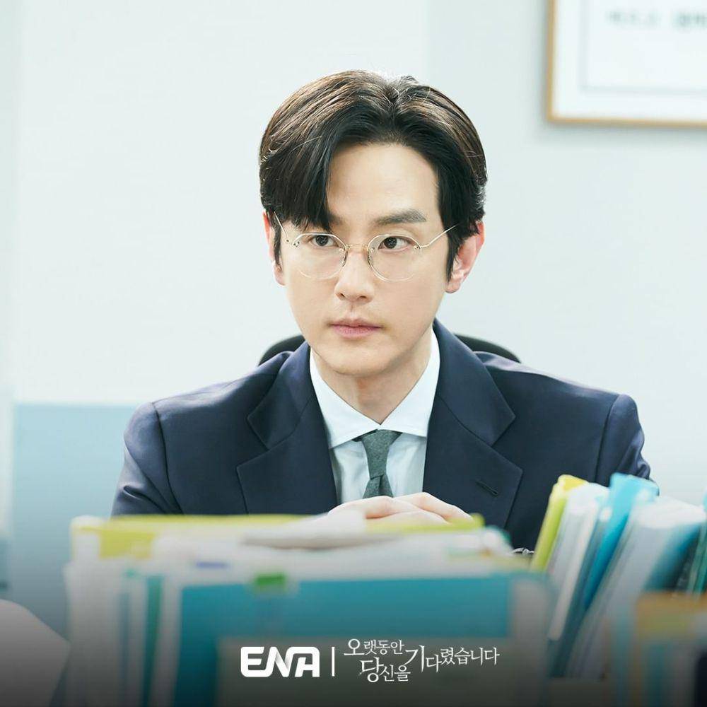 Still cut drama Longing For You (instagram.com/channel.ena.d)