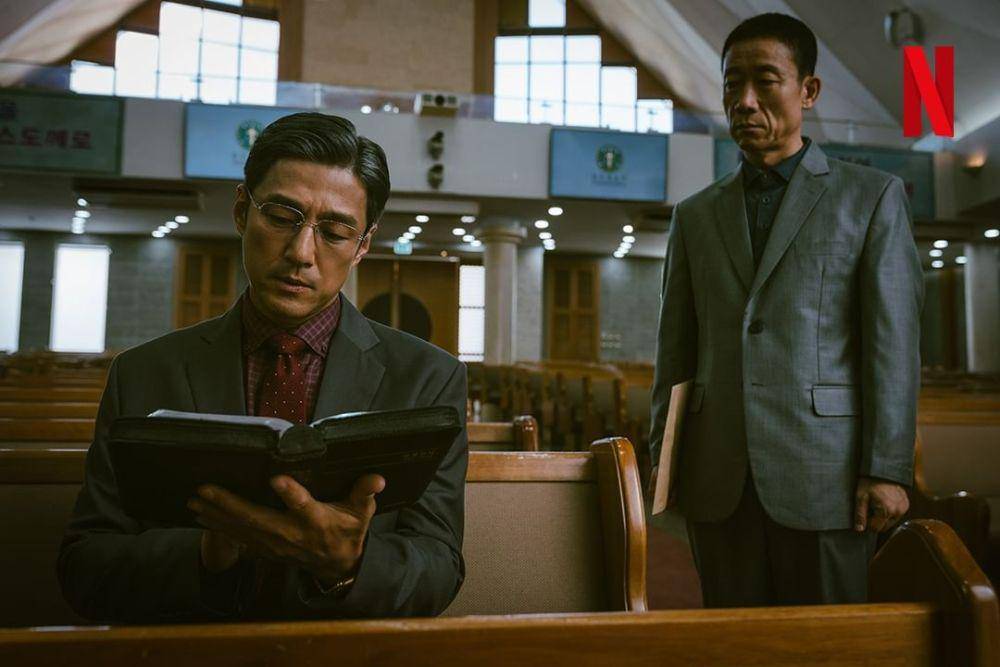 cuplikan Ji Jin Hee dan Jung Suk Yong di drakor D.P. 2 (instagram.com/netflixkcontent)