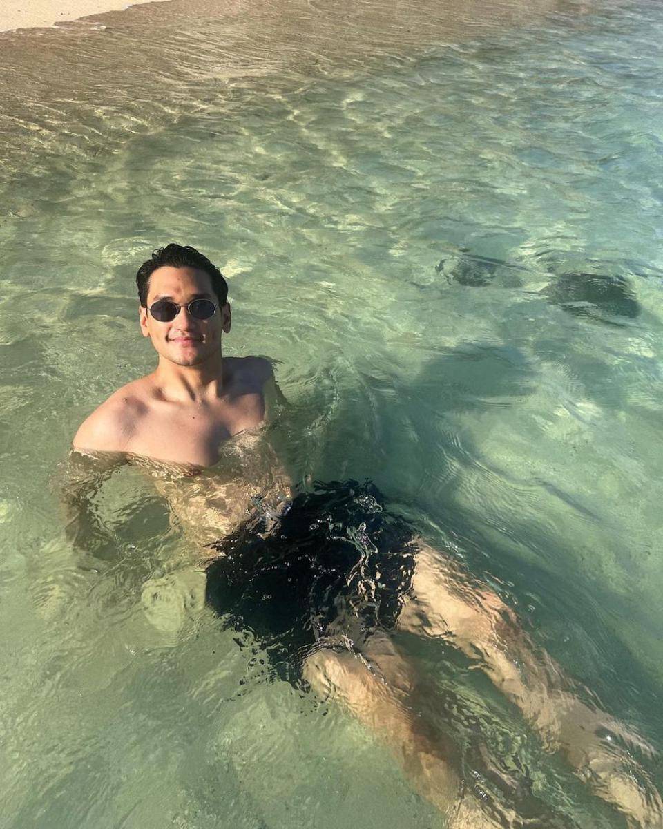 potret Afgan di pantai (instagram.com/afgan__)