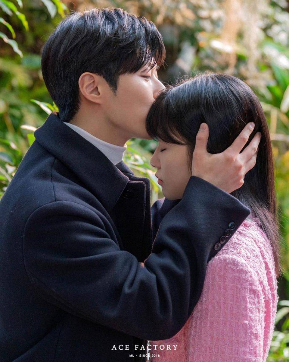 Ha Do Yun dan Yoon Cho Won (instagram.com/acefactory.official)