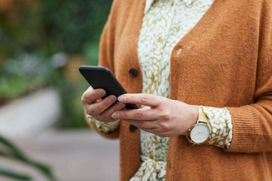 5 Cara Cek Nomor Indosat, Bisa Lewat SMS!