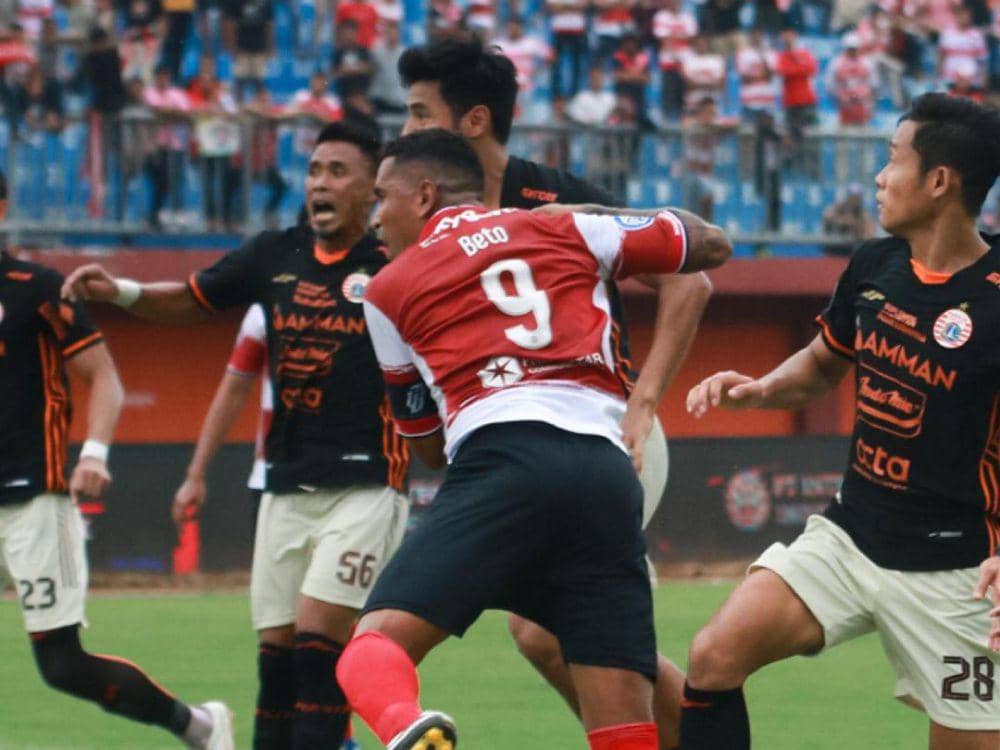 Madura United saat menghadapi Persija Jakarta di Liga 1 Indonesia 2022/2023. (instagram.com/maduraunited.fc)