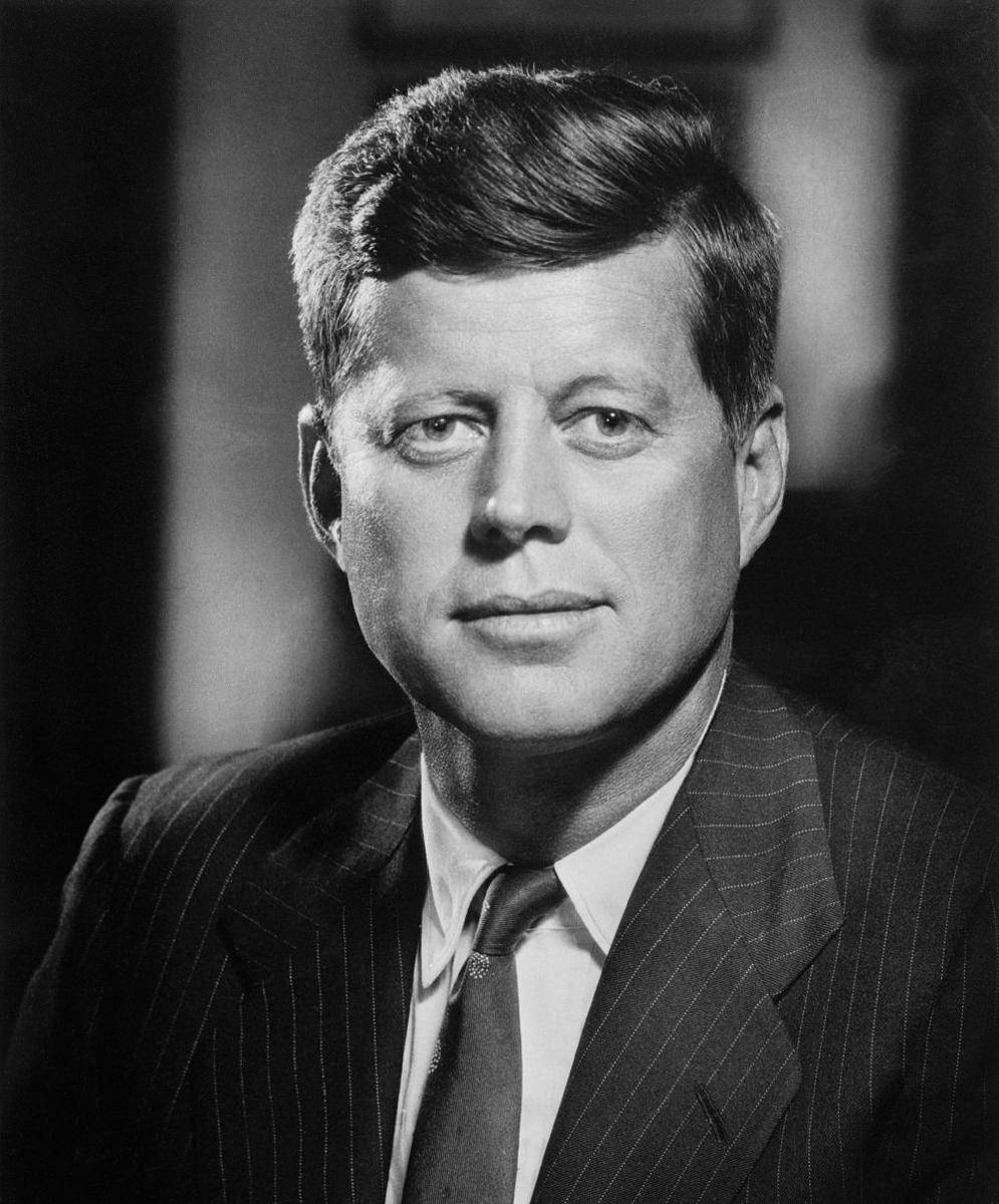 Potret John F. Kennedy (commons.wikimedia.org/Bachrach Studios)