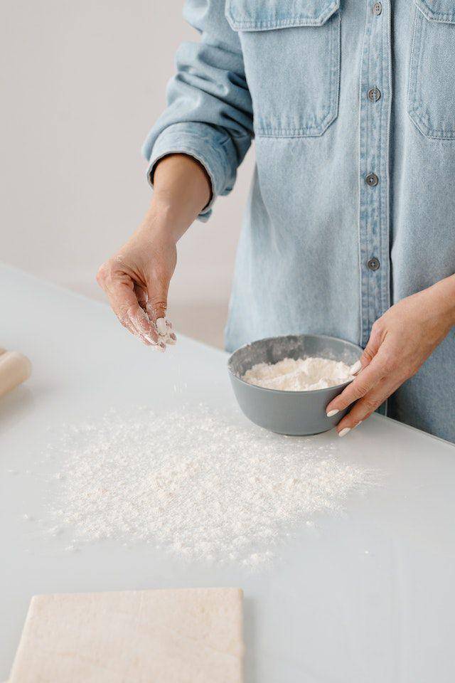 ilustrasi tepung terigu (pexels.com/Nicole Michalou)