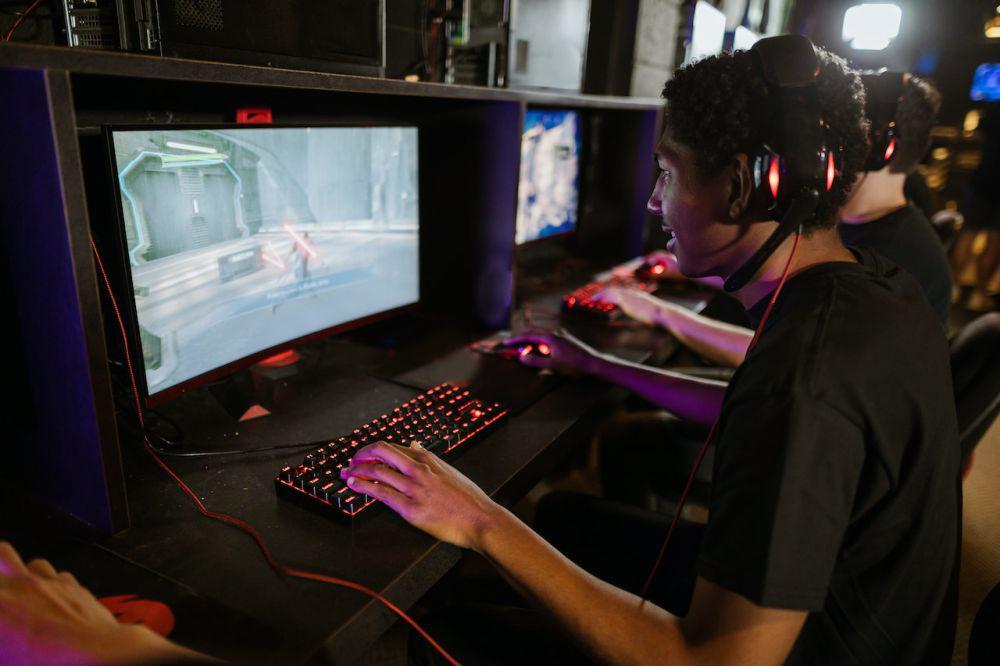 3 Aktivitas yang Bikin PC Kerja Keras, Bukan Cuma Main Game!
