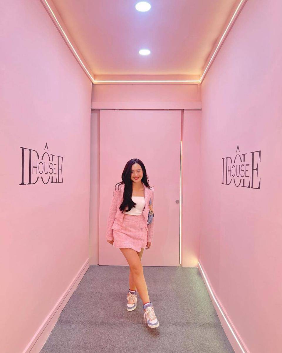 ide outfit nuansa baby pink (instagram.com/bebytsabina)