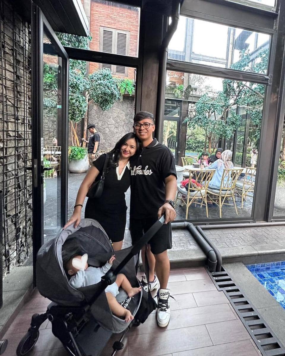 potret keluarga Adinda Azani (instagram.com/dindazani)