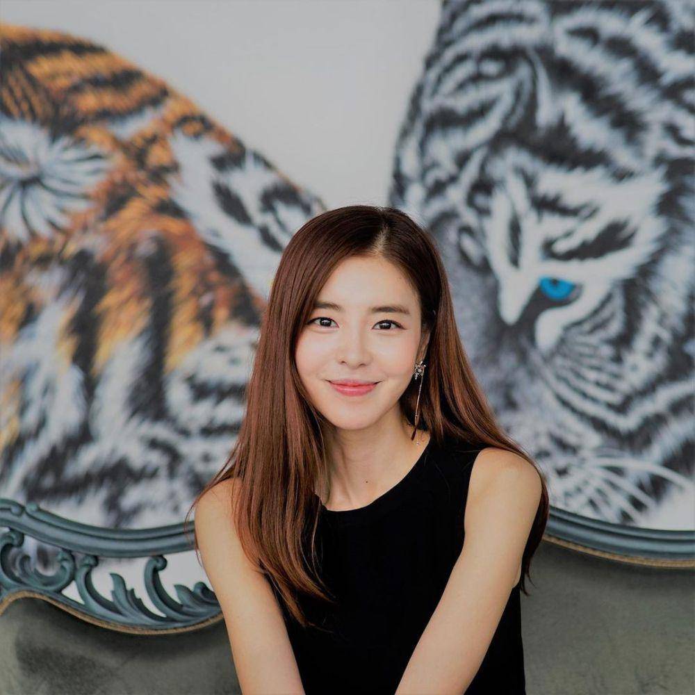 Kim Gyu Ri (instagram.com/kimqri)