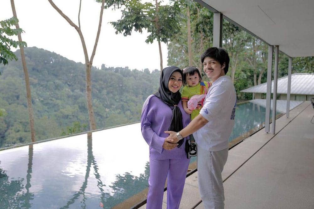 potret keluarga Aurel Hermansyah (instagram.com/aurelie.hermansyah)