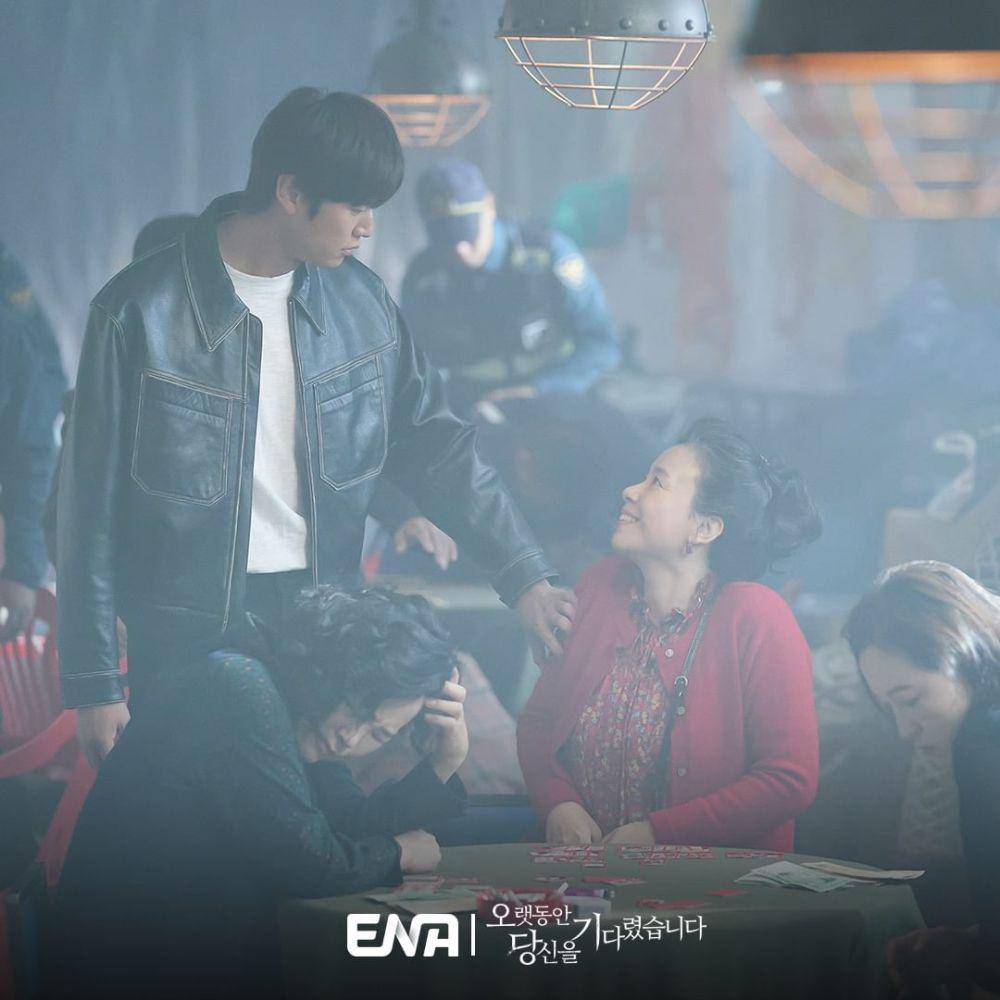 cuplikan scene drama Longing for You (instagram.com/channel.ena.d)