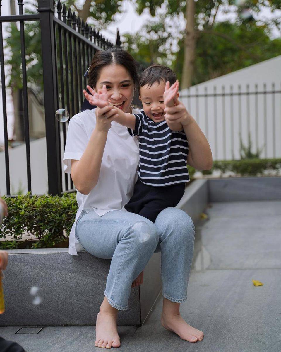 potret Nagita Slavina dan Rayyanza (instagram.com/raffinagita1717)