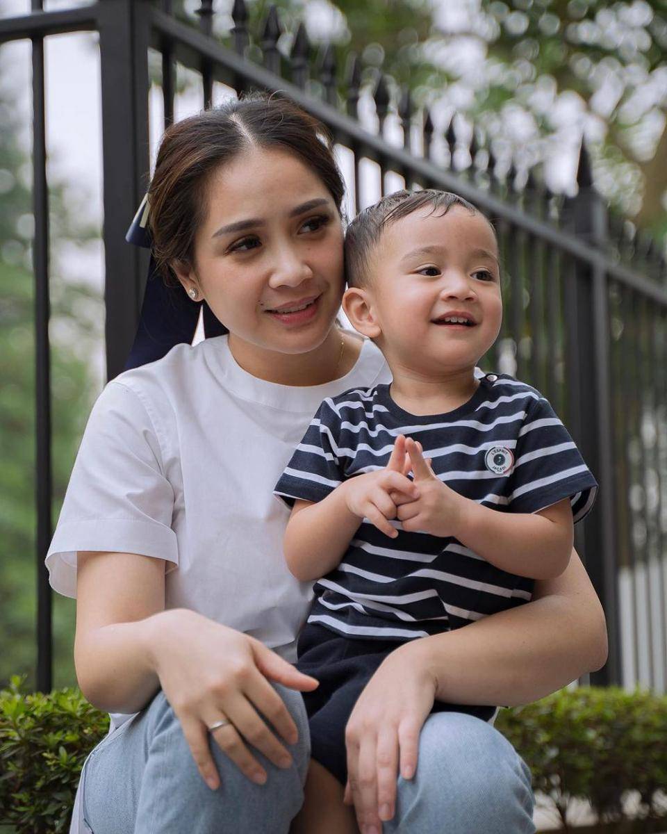 potret Nagita Slavina dan Rayyanza (instagram.com/raffinagita1717)