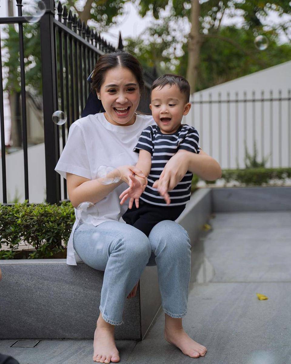 potret Nagita Slavina dan Rayyanza (instagram.com/raffinagita1717)