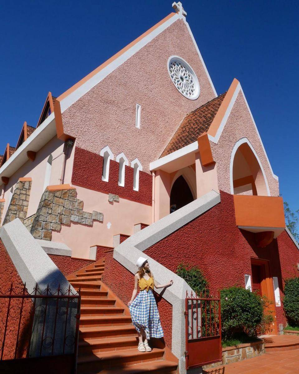 potret Domaine de Marie Church (instagram.com/eatzzz7)