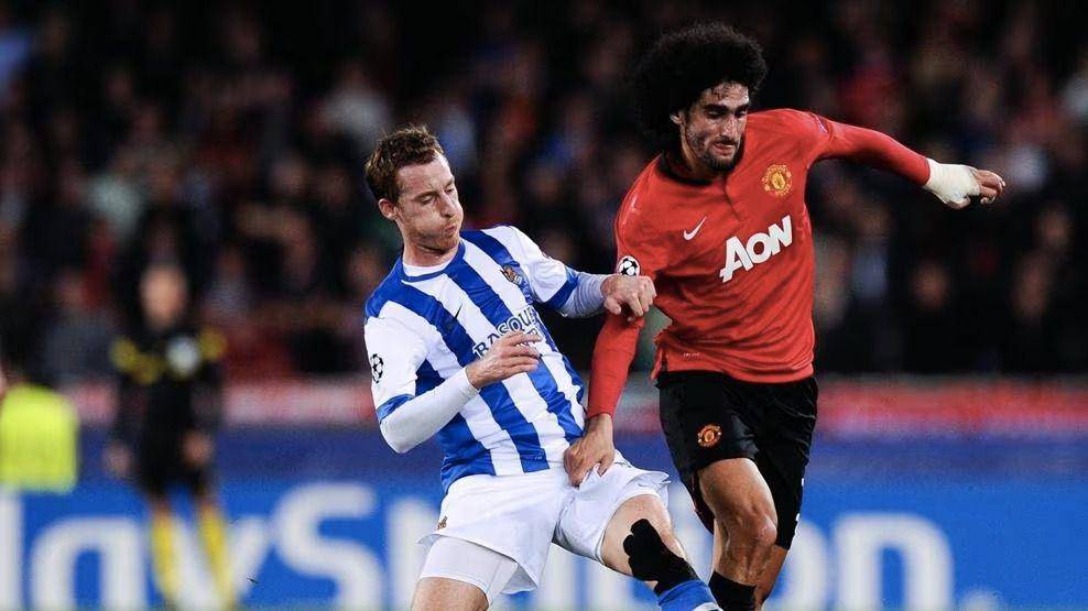 David Zurutuza saat berseragam Real Sociedad. (uefa.com)