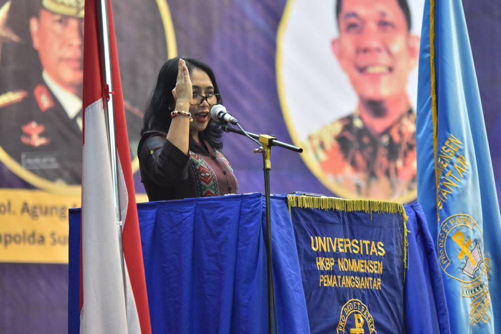 Kunjungan Menteri PPPA, Bintang Puspayoga di Semarang dalam rangka Sosialisasi Kebijakan Model Kesehatan Jiwa bagi tim posyandu dan tim pendamping keluarga (dok. KemenPPPA)