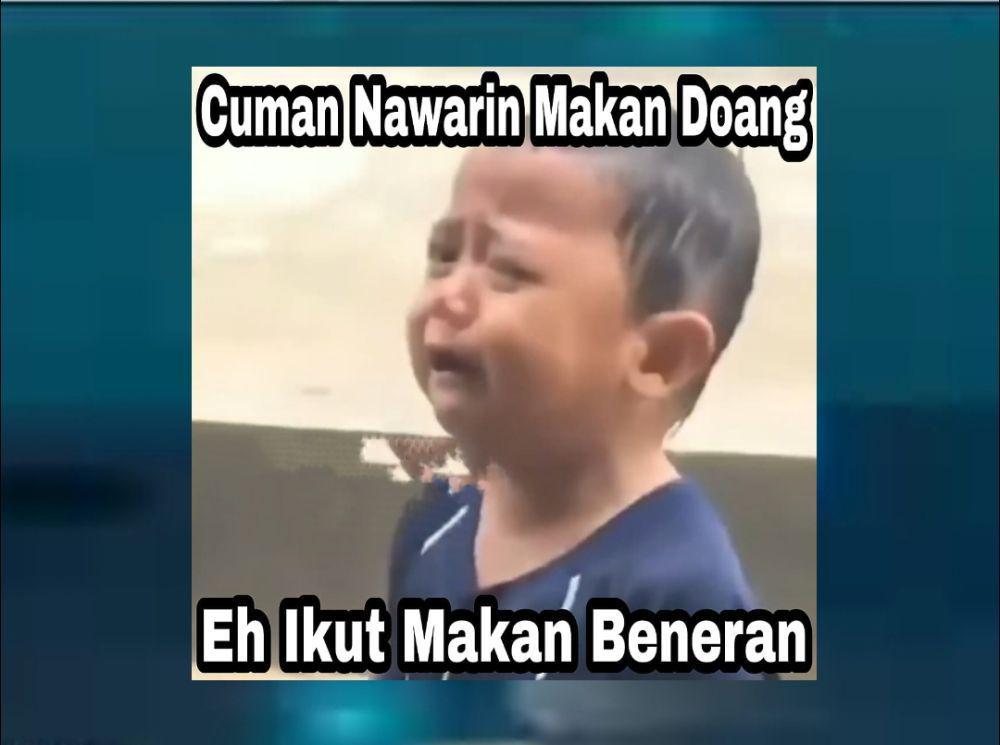 8 Meme Nangis Kejer karena Hal Sepele, Pengen Puk-Puk sambil Peluk