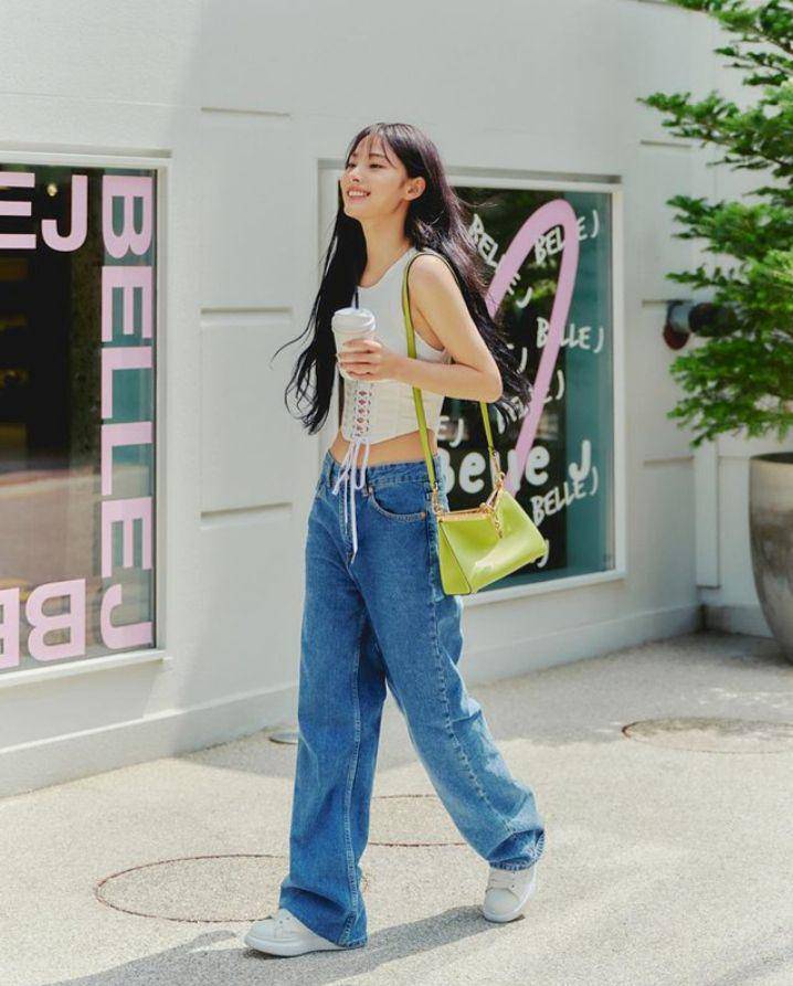 Potret OOTD ala Jini (instagram.com/jiniyxxn)