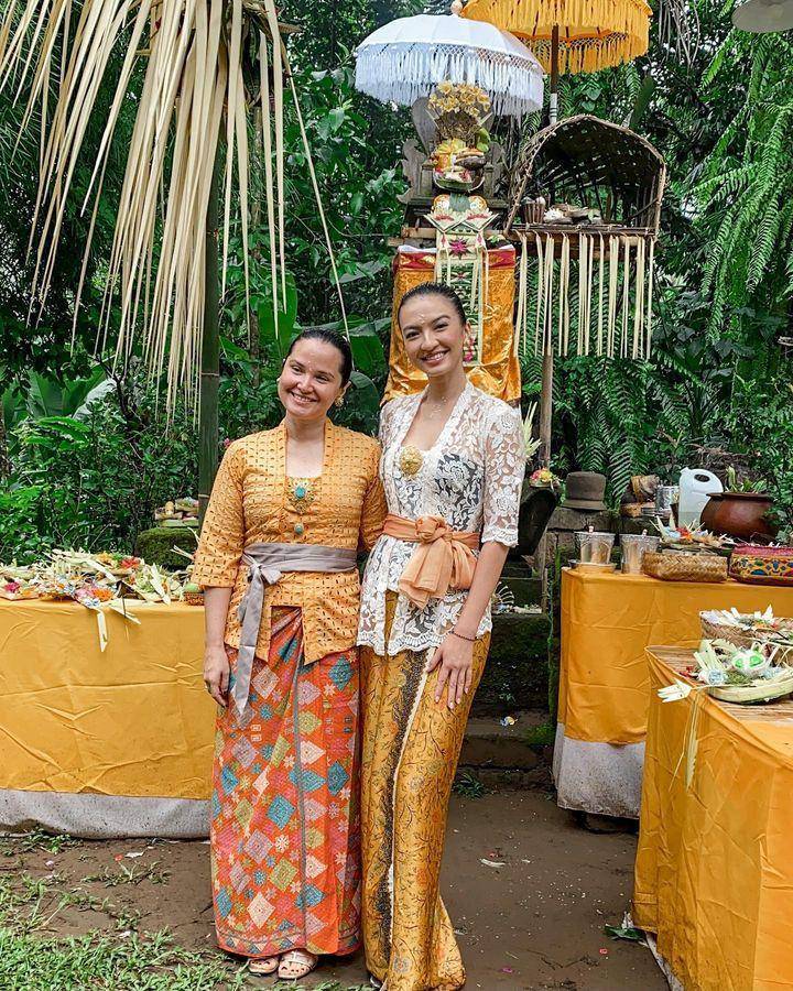 Kebaya Raline Shah. (instagram.com/ralineshah)