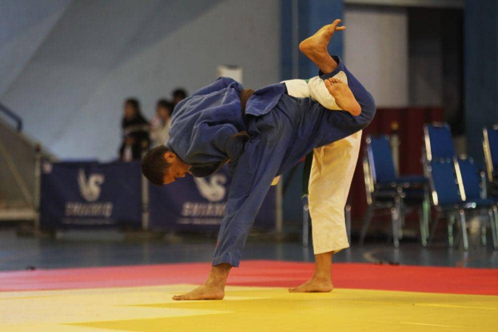 Renaldi Parhusip saat berlaga di Kejurnas judo pelajar dan mahasiswa di Gymnasium UPI Bandung (Dok.PJSI Sumut)