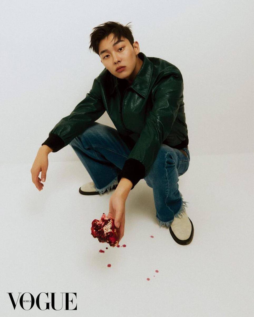 Choi Hyun Wook (instagram.com/_choiiii__)