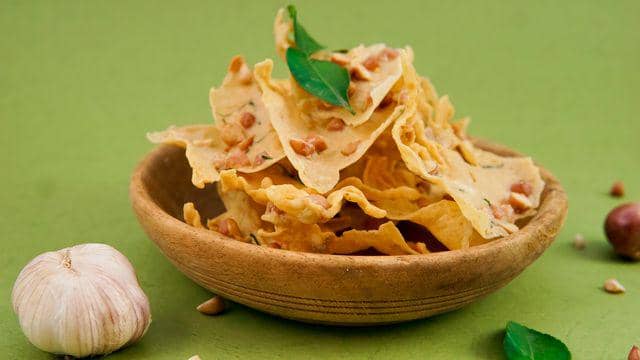 Potret rempeyek kacang tanah