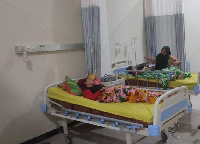 Puluhan warga Lamongan mengalami keracunan. Dok Humas Polres Lamongan