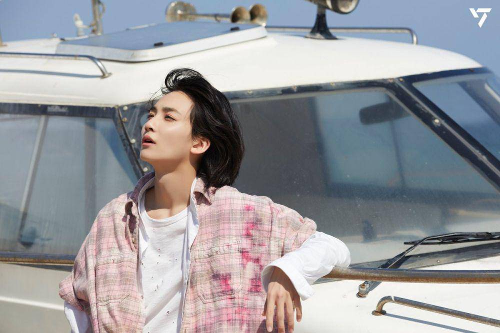Jeonghan SEVENTEEN di MV "F*ck My Life" (twitter.com/pledis_17)