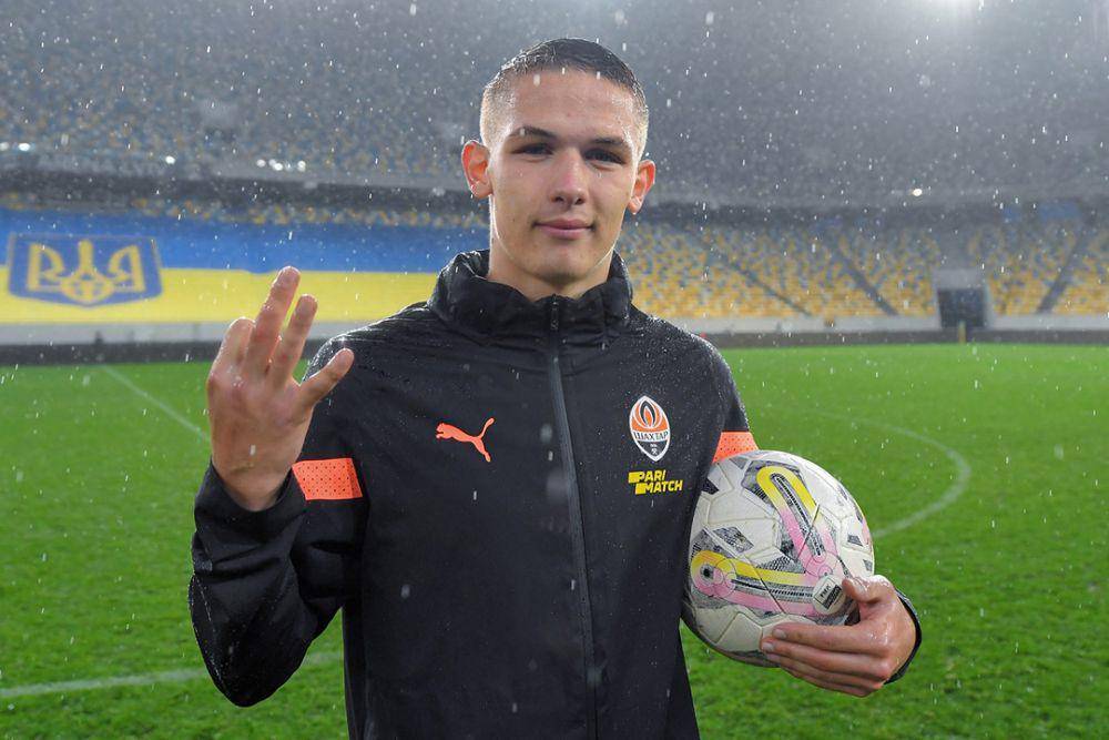 Danylo Sikan merupakan ujung tombak masa depan Timnas Ukraina. (twitter.com/FCShakhtar_eng)