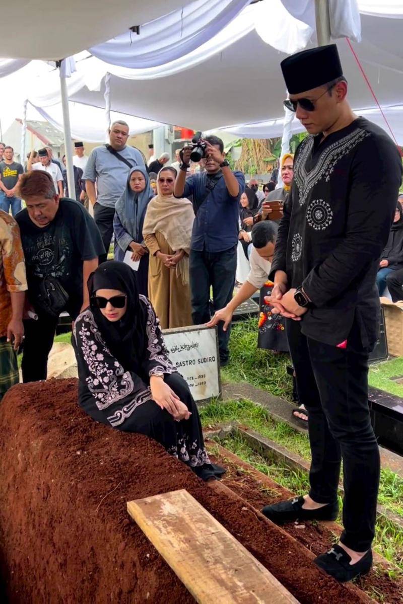 potret pemakaman Alm. Rizanno Azhar Pohan (instagram.com/agusyudhoyono)